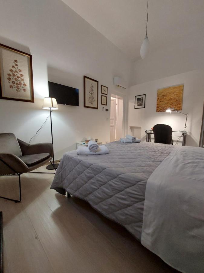 A Casa Di Frida Hotel Lecce Exterior photo